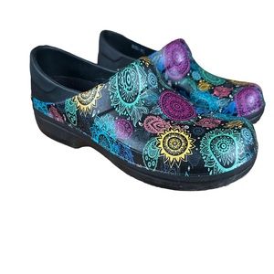 Crocs Neria Pro Work Clogs Nursing Comfort Size 8